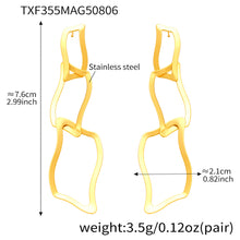 Product dimension specifications for the irregular geometric gold drop earrings, showing the weight and size details for wholesale jewelry buyers.
