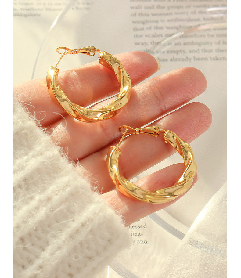316L Stainless Steel 18K Gold Plated Irregular Twisted C-Shape Hoop Earrings - Image 7