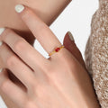 Gold Red Glass / Size 6