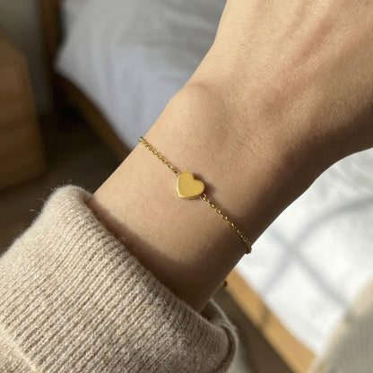 316L Stainless Steel 18K Gold Plated Minimalist Heart Delicate Chain Bracelet - Image 8