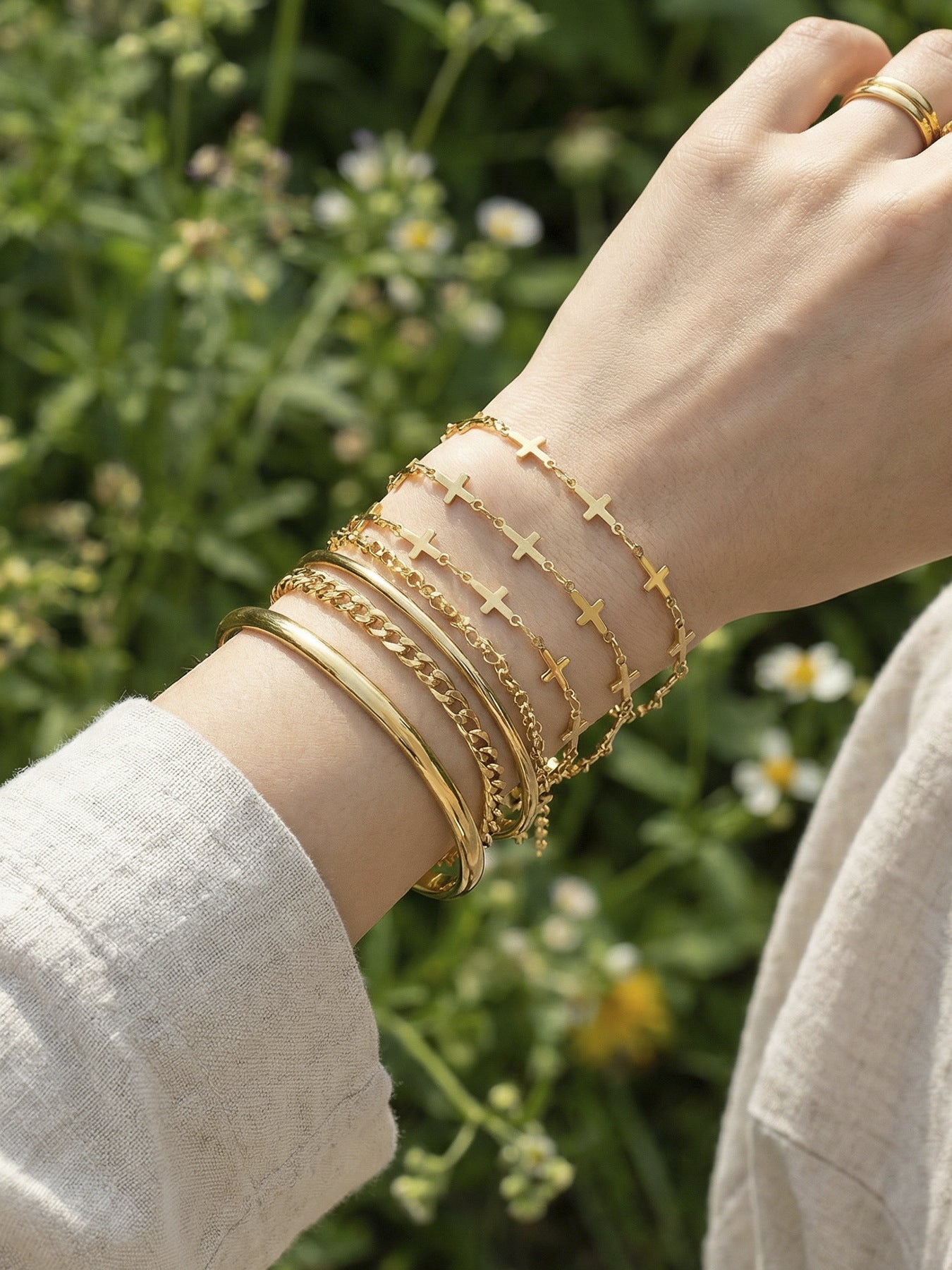 316L Stainless Steel 18K Gold Plated Minimalist Versatile Cross Bracelet - Image 1