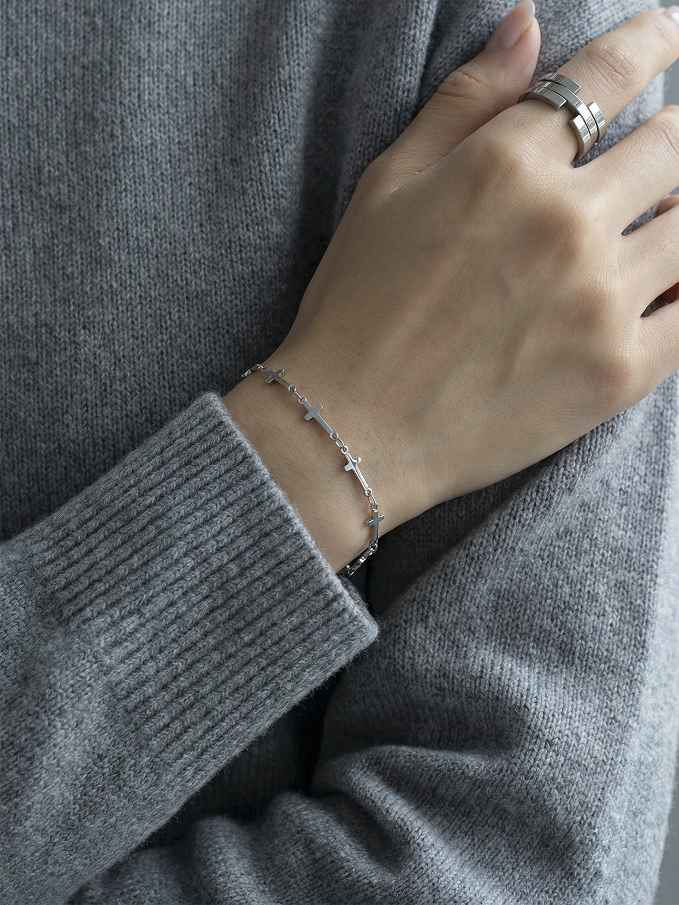 316L Stainless Steel 18K Gold Plated Minimalist Versatile Cross Bracelet - Image 8