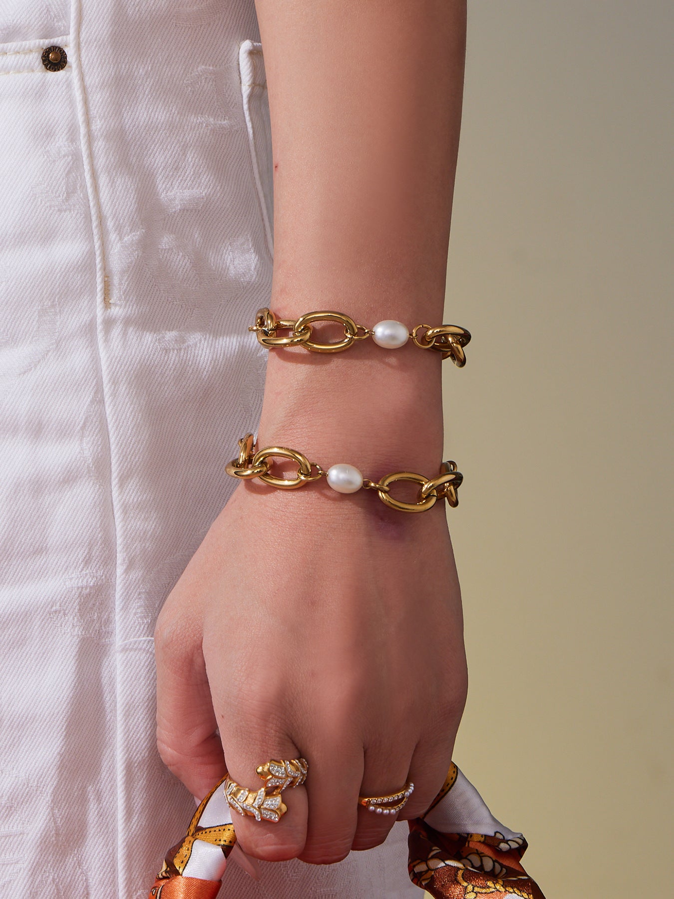 316L Stainless Steel 18K Gold Plated Pearl Chain Bracelet - Image 3