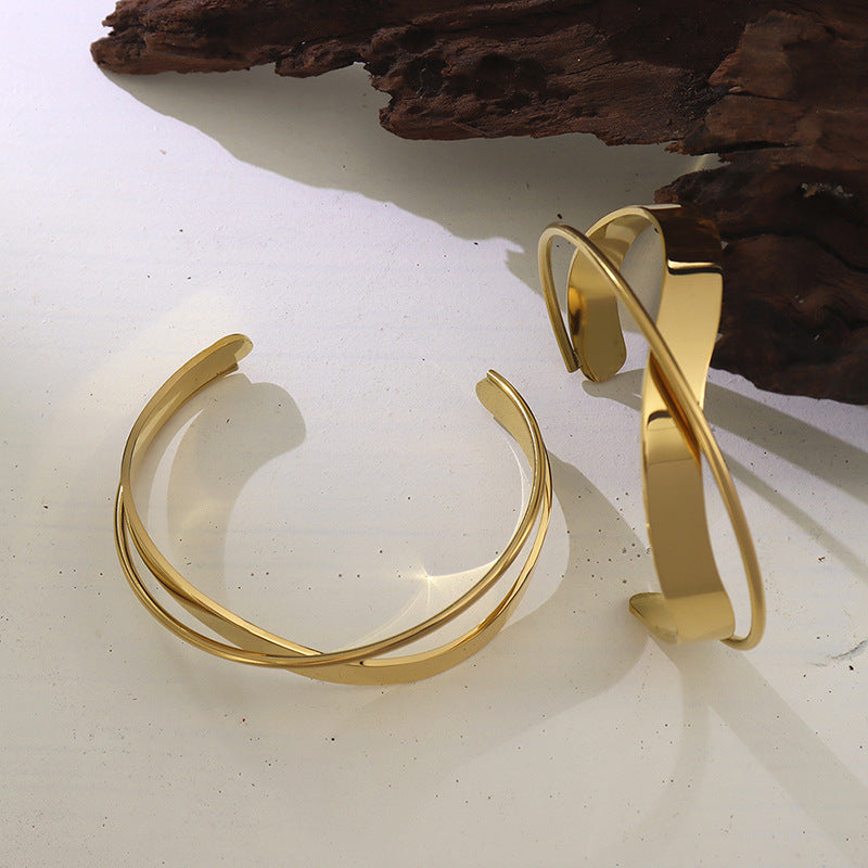 316L Stainless Steel 18K Gold Plated Polished Cross Open Bracelet - Image 4