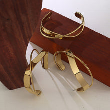 316L Stainless Steel 18K Gold Plated Polished Cross Open Bracelet - Image 6
