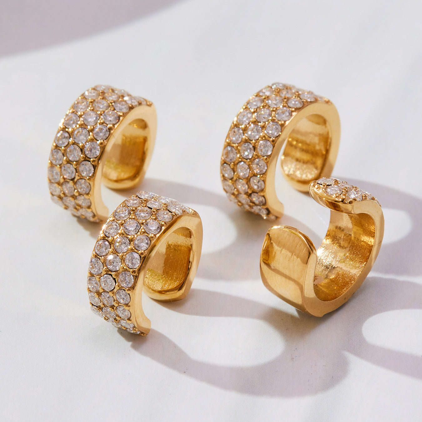 316L Stainless Steel 18K Gold Plated Sparkling Zirconia C-Shape Ear Cuff - Image 6