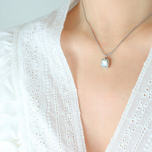 316L Stainless Steel 18K Gold Plated Square Mother-of-Pearl Snake Chain Necklace - Image 7