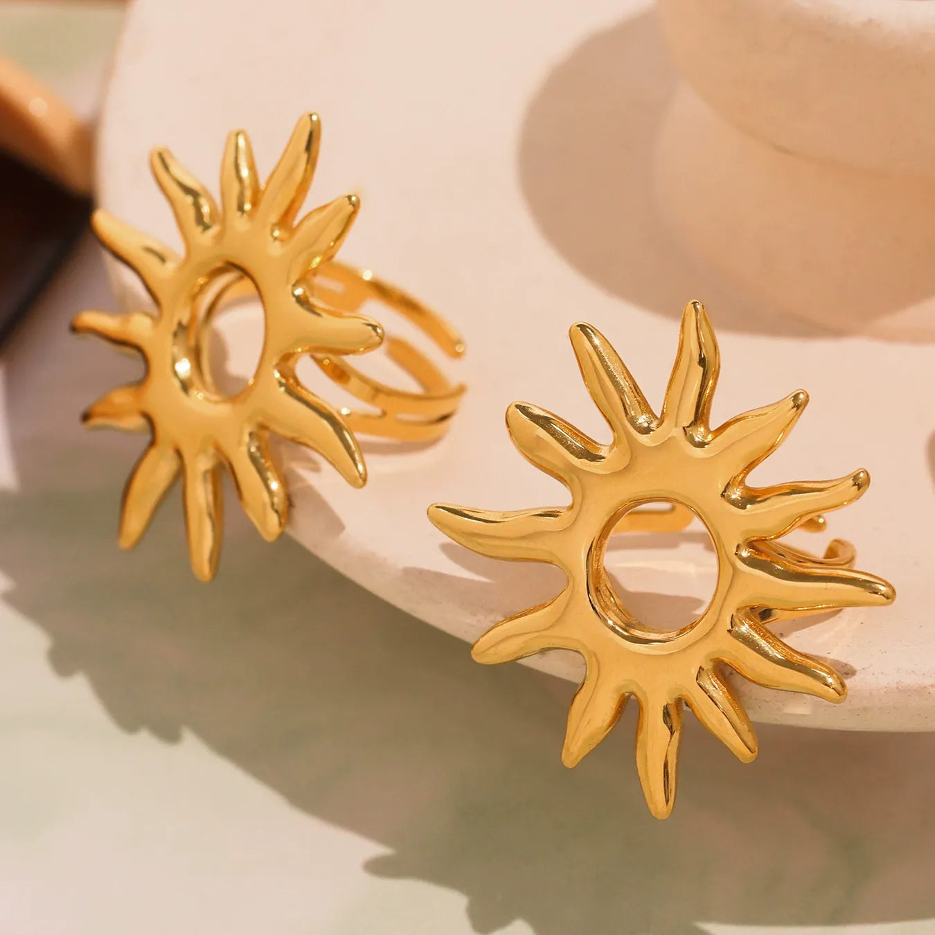 316L Stainless Steel 18K Gold Plated Statement Sun Ring - Image 2