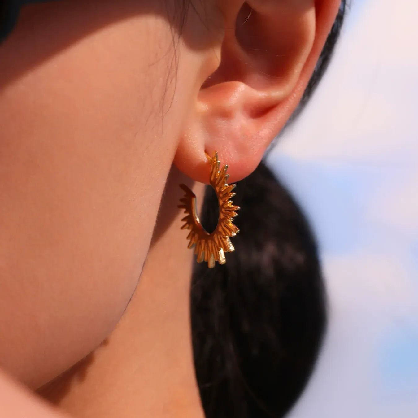316L Stainless Steel 18K Gold Plated Sunburst C-Hoop Earrings - Image 2