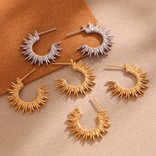 316L Stainless Steel 18K Gold Plated Sunburst C-Hoop Earrings - Image 3