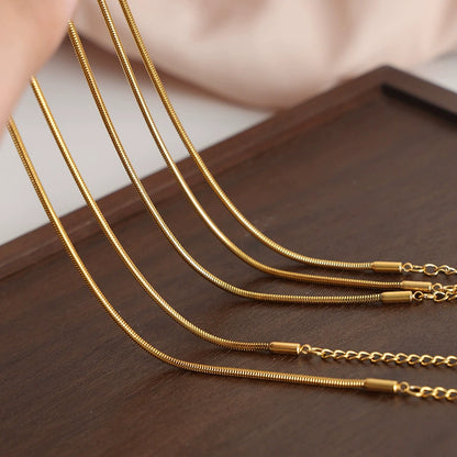 316L Stainless Steel 18K Gold Plated Tarnish-Free Minimalist Lobster Clasp Bracelet - Image 5