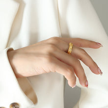 316L Stainless Steel 18K Gold Plated Vintage Palace Style Zircon Sun & Moon Ring - Image 6