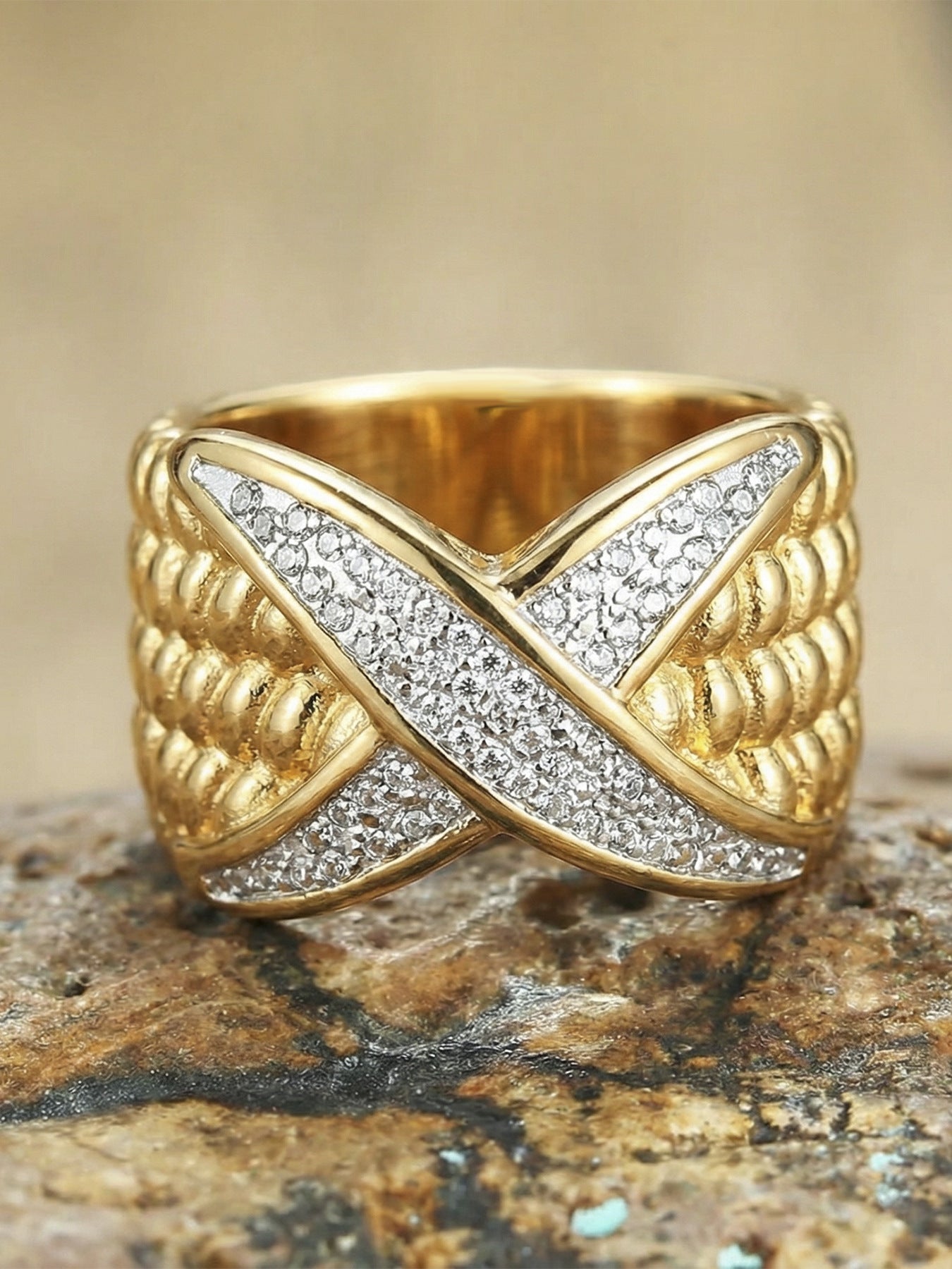 316L Stainless Steel 18K Gold Plated Vintage Textured Sparkle Ring - Image 3