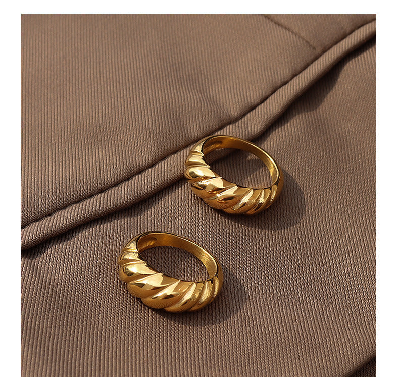 316L Stainless Steel 18K Gold Plated Vintage Thick Ribbed Ring - Image 7