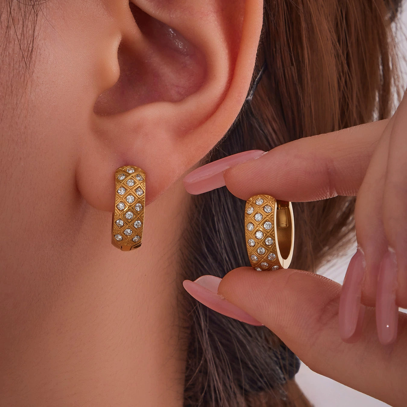 316L Stainless Steel 18K Gold Plated Zircon Inlaid Quilted Round Huggie Hoop Earrings - Image 10