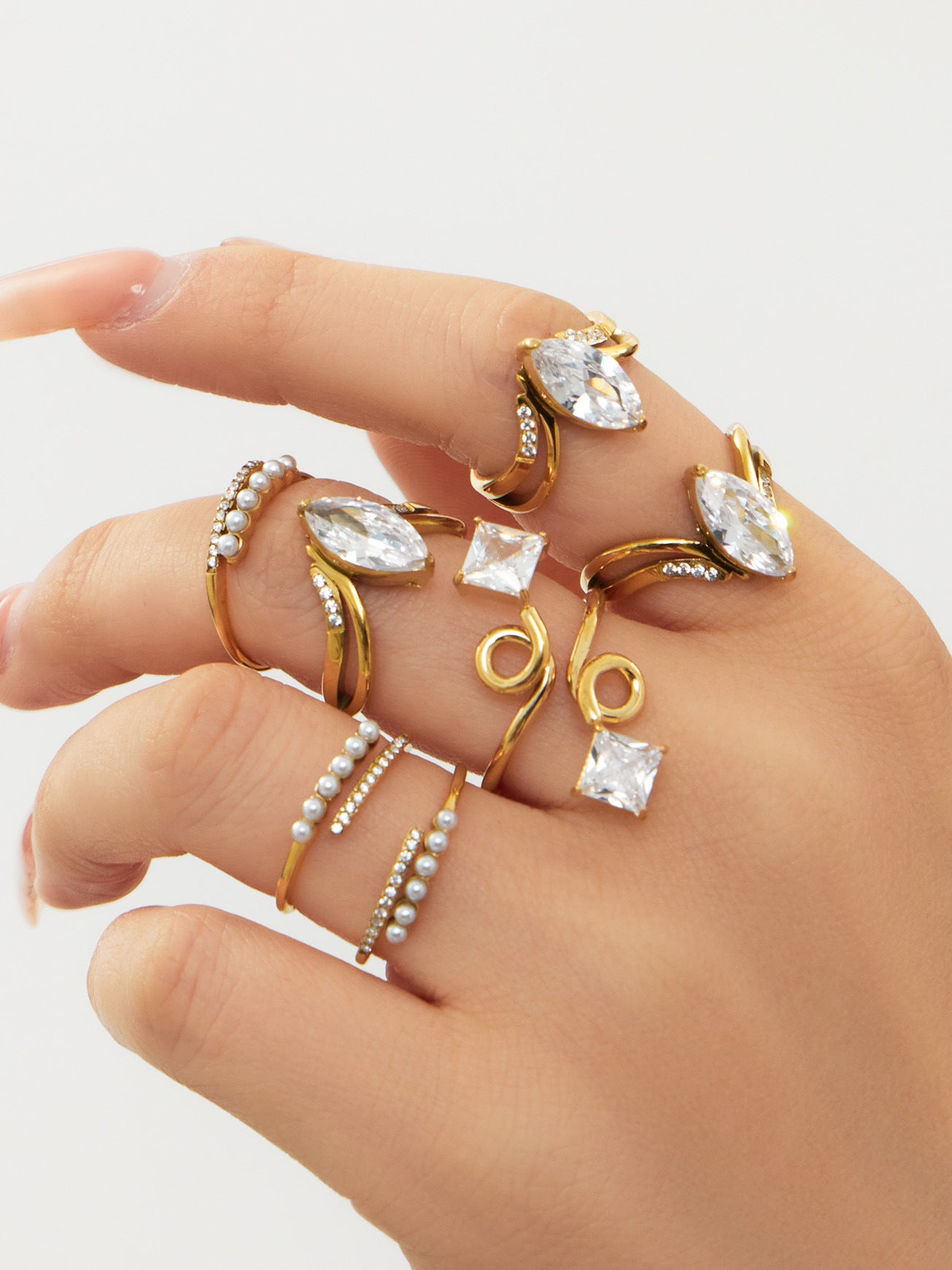 316L Stainless Steel 18K Gold Plated Zirconia Inlaid Exquisite Ring -  Sensitive Skin Friendly - Detail 5