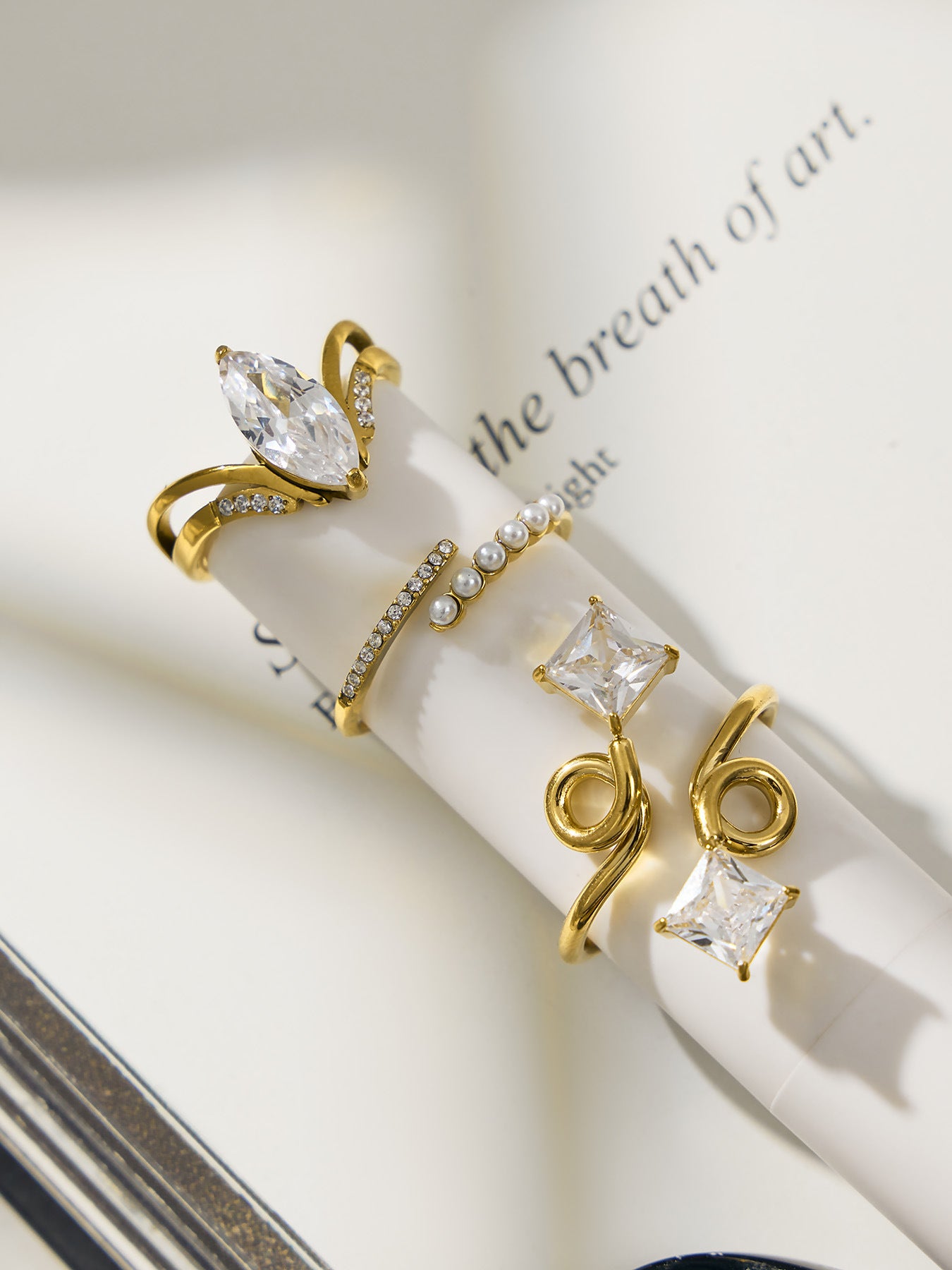 316L Stainless Steel 18K Gold Plated Zirconia Inlaid Exquisite Ring -  Sensitive Skin Friendly - Detail 8