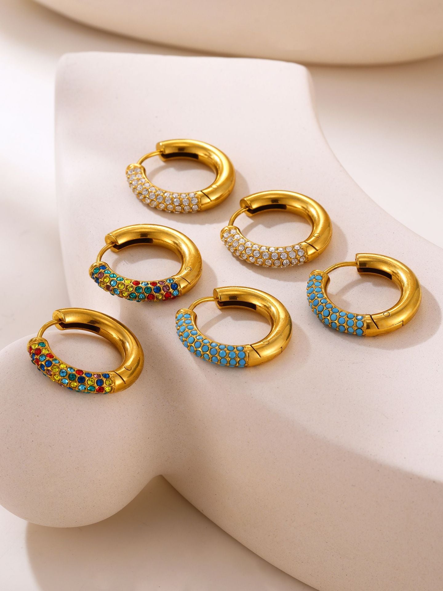 316L Stainless Steel 18K Gold PVD 4mm Zircon Hoop Earrings - Minimalist 4mm Zircon Hoop Earrings Wholesale Stainless Steel Jewelry - Sensitive Skin Friendly - Detail 6