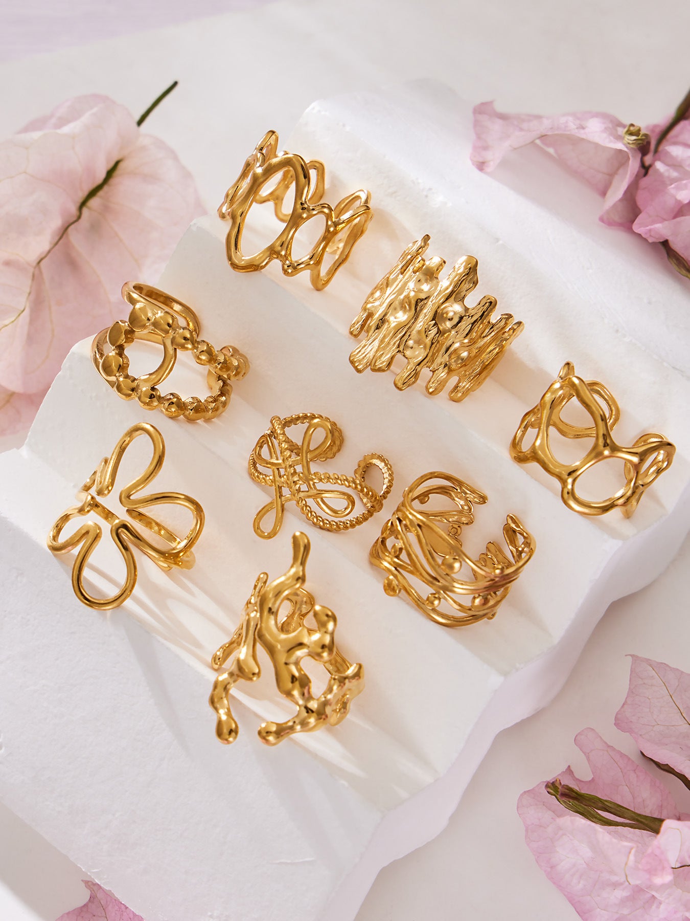 316L Stainless Steel 18K Gold PVD Artistic Flower Irregular Ring - Artistic Flower Irregular Design Modern Minimalist Wholesale Stainless Steel Jewelry - Sensitive Skin Friendly - Detail 15