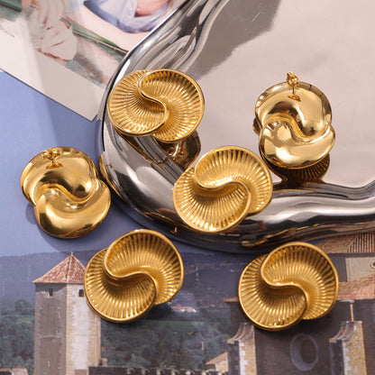316L Stainless Steel 18K Gold PVD Asymmetrical Water Drop Spiral Textured Earrings - Asymmetrical Water Drop Spiral Textured Earrings Wholesale Stainless Steel Jewelry - Sensitive Skin Friendly - Detail 8