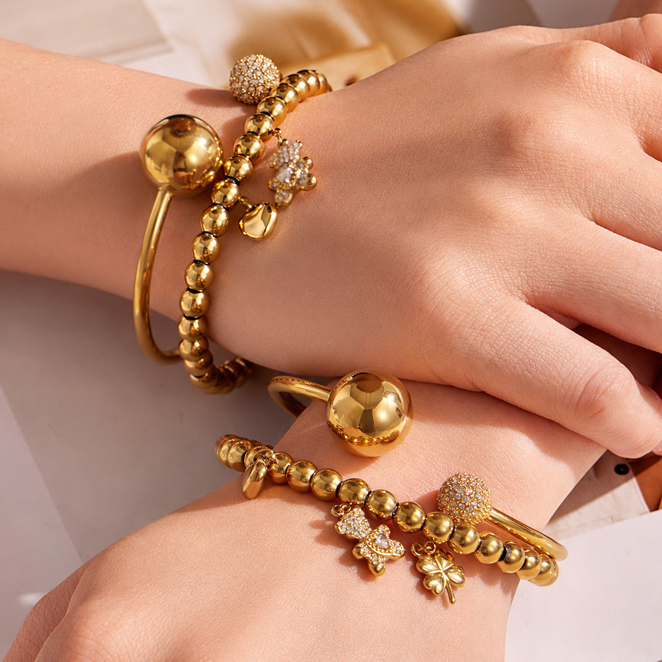 316L Stainless Steel 18K Gold PVD Bear Heart Bracelet - Whimsical Bear Heart Design Wholesale Stainless Steel Jewelry - Sensitive Skin Friendly - Detail 12