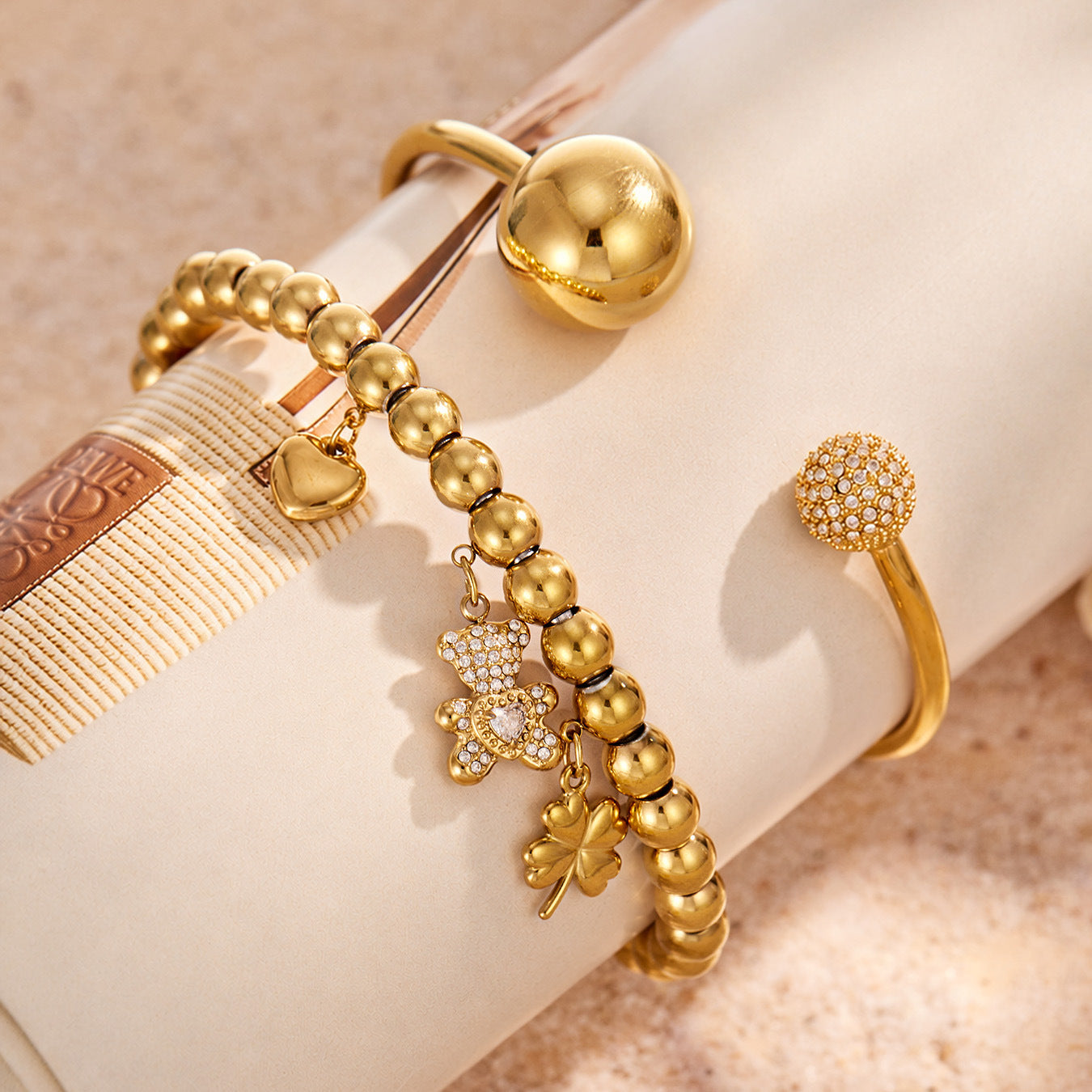 316L Stainless Steel 18K Gold PVD Bear Heart Bracelet - Whimsical Bear Heart Design Wholesale Stainless Steel Jewelry - Sensitive Skin Friendly - Detail 8
