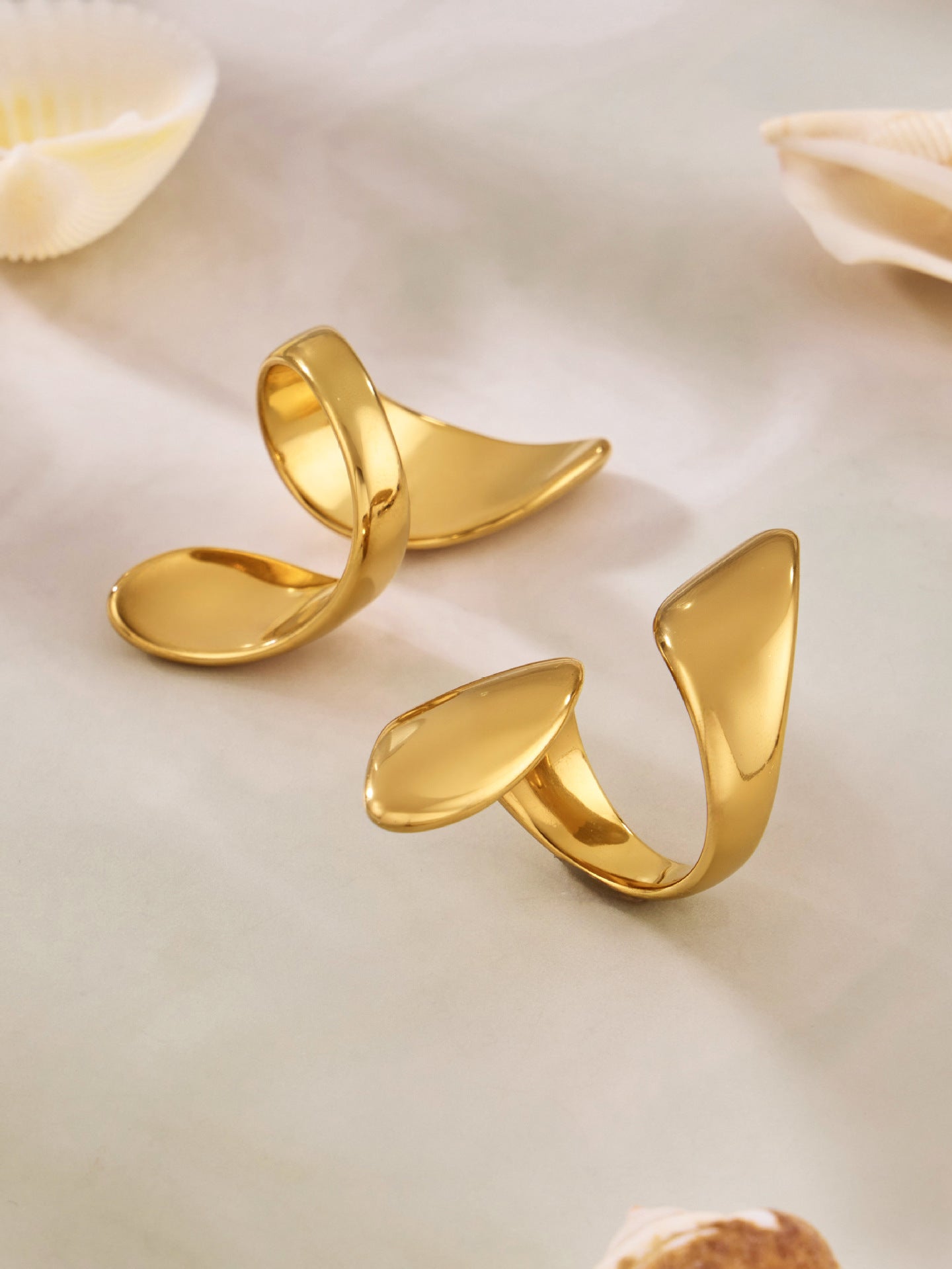 316L Stainless Steel 18K Gold PVD Bold Gold Statement Ring - Bold Gold Statement Ring Modern Minimalist Wholesale Stainless Steel Jewelry - Sensitive Skin Friendly - Detail 11