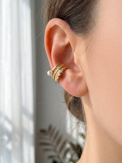 316L Stainless Steel 18K Gold PVD C-Shape Pearl-Studded Clip-On Earrings - C-Shape Pearl Crystal Minimalist Wholesale Stainless Steel Jewelry - Sensitive Skin Friendly - Detail 7