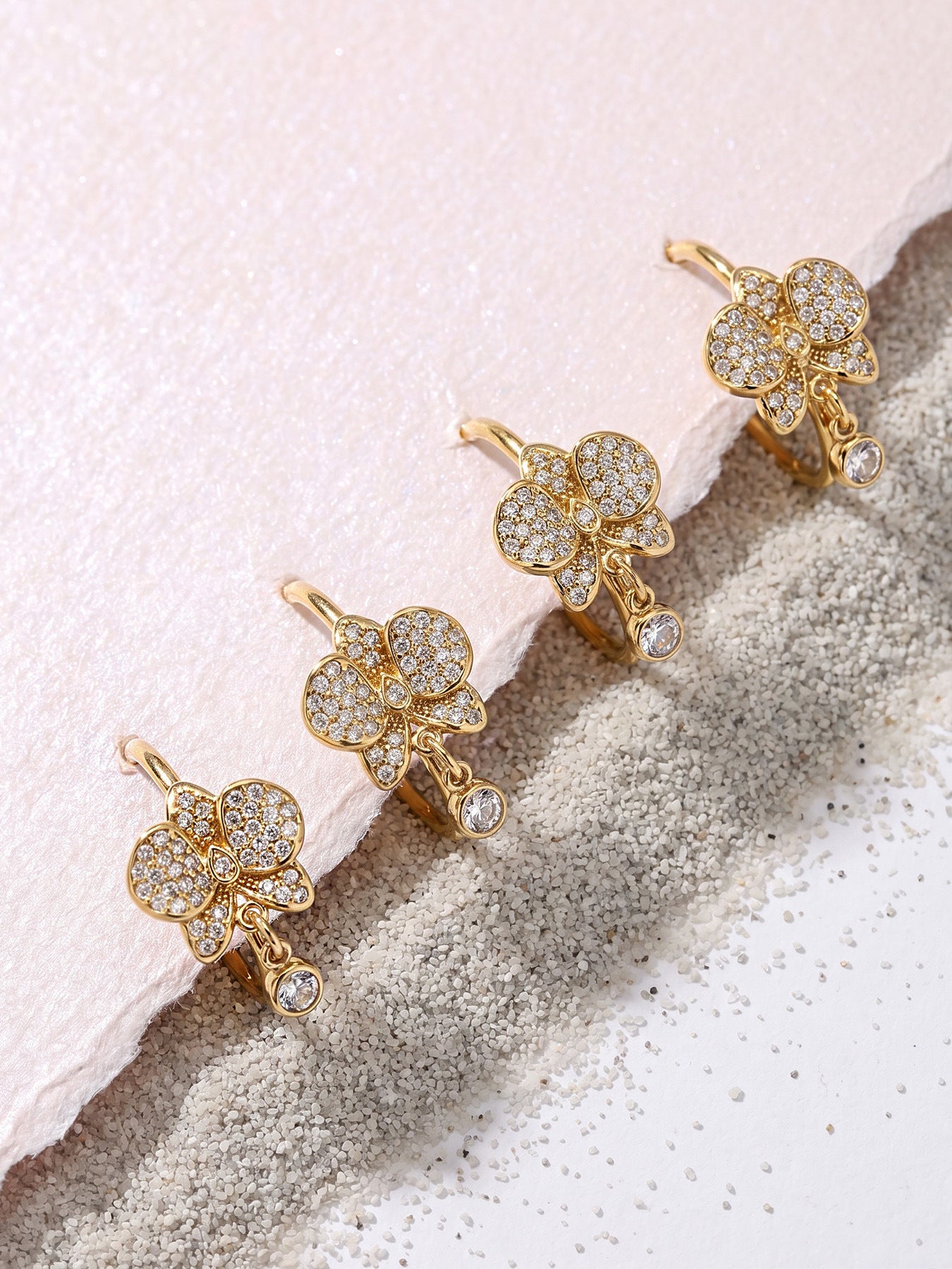 316L Stainless Steel 18K Gold PVD C-Shaped Butterfly Zircon Geometric Earrings - C-Shaped Butterfly Geometric Zircon Gold Earrings Wholesale Stainless Steel Jewelry - Sensitive Skin Friendly - Detail 4