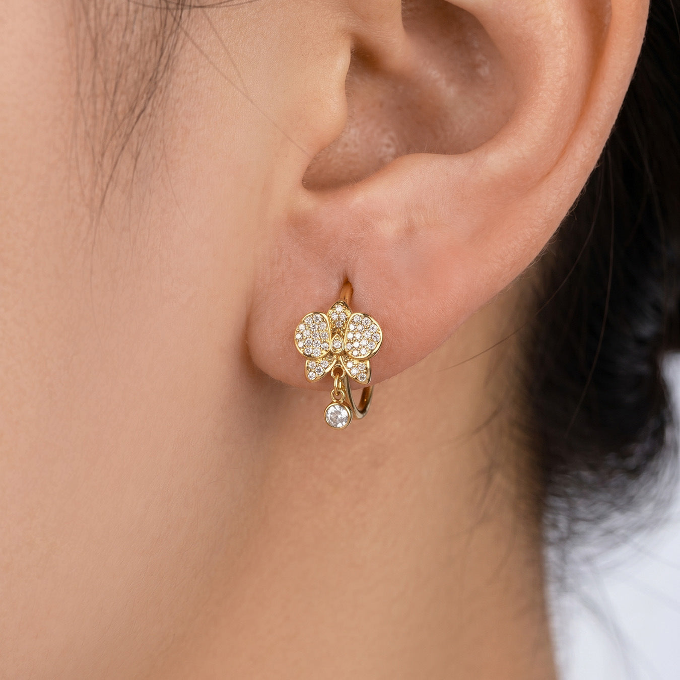 316L Stainless Steel 18K Gold PVD C-Shaped Butterfly Zircon Geometric Earrings - C-Shaped Butterfly Geometric Zircon Gold Earrings Wholesale Stainless Steel Jewelry - Sensitive Skin Friendly - Detail 8