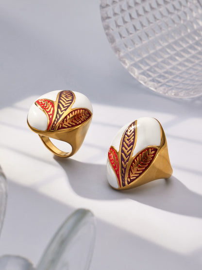 316L Stainless Steel 18K Gold PVD Cat's Eye Bead Dangle Ring - Vintage Gold Band Cat's Eye Wholesale Stainless Steel Jewelry - Sensitive Skin Friendly - Detail 4