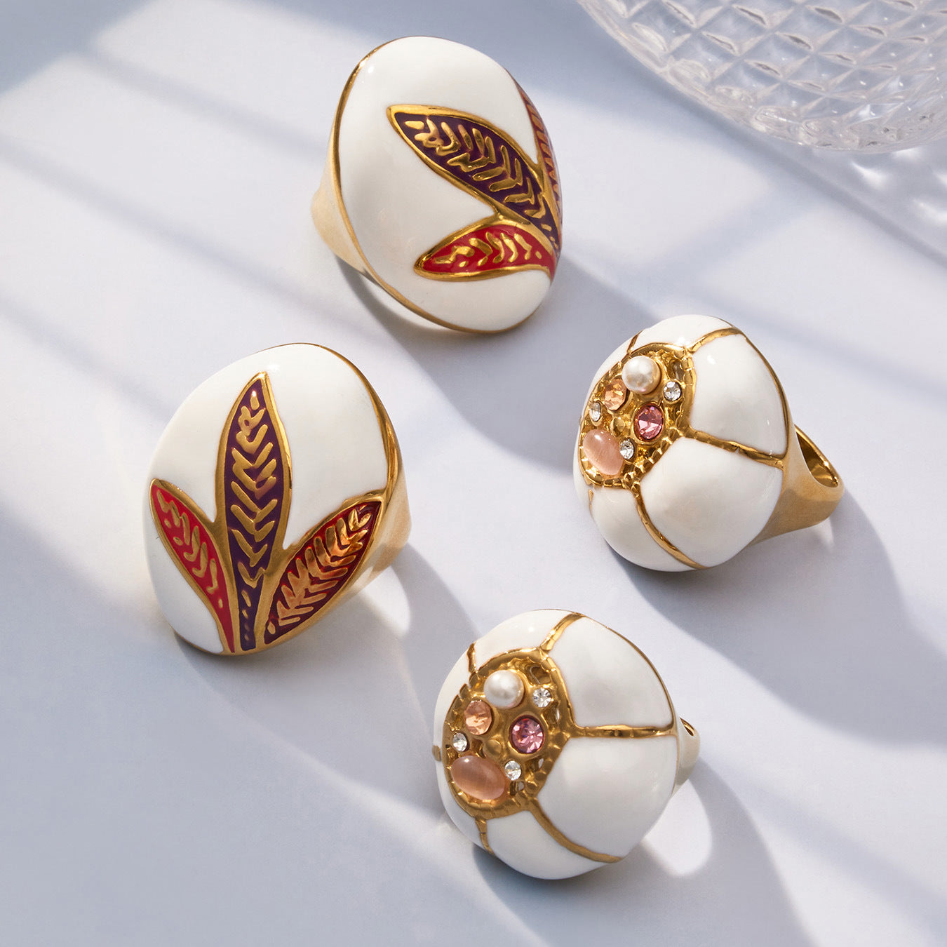 316L Stainless Steel 18K Gold PVD Cat's Eye Bead Dangle Ring - Vintage Gold Band Cat's Eye Wholesale Stainless Steel Jewelry - Sensitive Skin Friendly - Detail 7