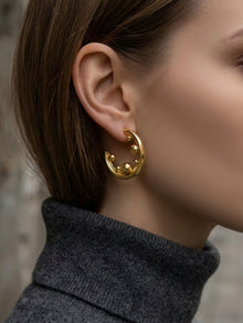 316L Stainless Steel 18K Gold PVD Chic C-Hoop High-Polished Earrings - Chic C-Hoop High-Polished Wholesale Stainless Steel Jewelry - Sensitive Skin Friendly - Detail 2
