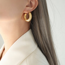 316L Stainless Steel 18K Gold PVD Chic U-shaped Hoop Earrings - Chic U-shaped, Minimalist, Gold Wholesale Stainless Steel Jewelry - Sensitive Skin Friendly - Detail 3