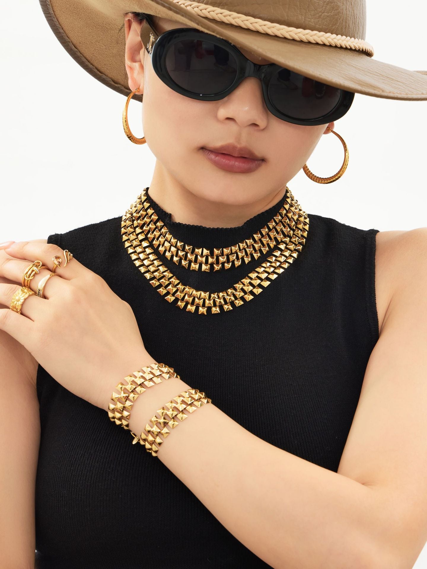 316L Stainless Steel 18K Gold PVD Chunky Chain Statement Necklace Bracelet Set - Chunky Chain, Statement, Modern, Gold, Steel Wholesale Stainless Steel Jewelry - Sensitive Skin Friendly - Detail 14