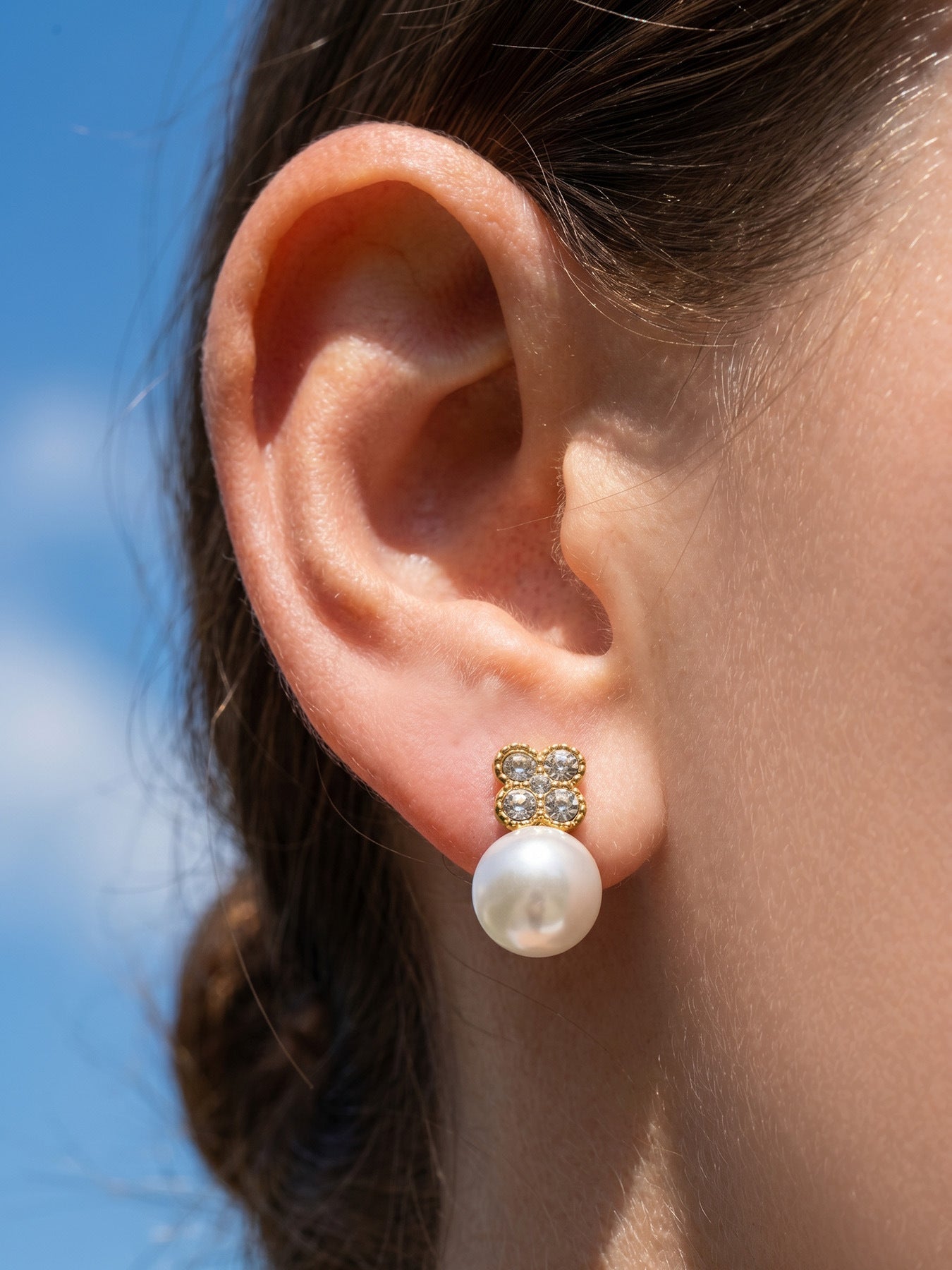 316L Stainless Steel 18K Gold PVD Clover Pearl Zircon Earrings - Gold Clover Pearl Zircon Earrings Wholesale Stainless Steel Jewelry - Sensitive Skin Friendly - Detail 10