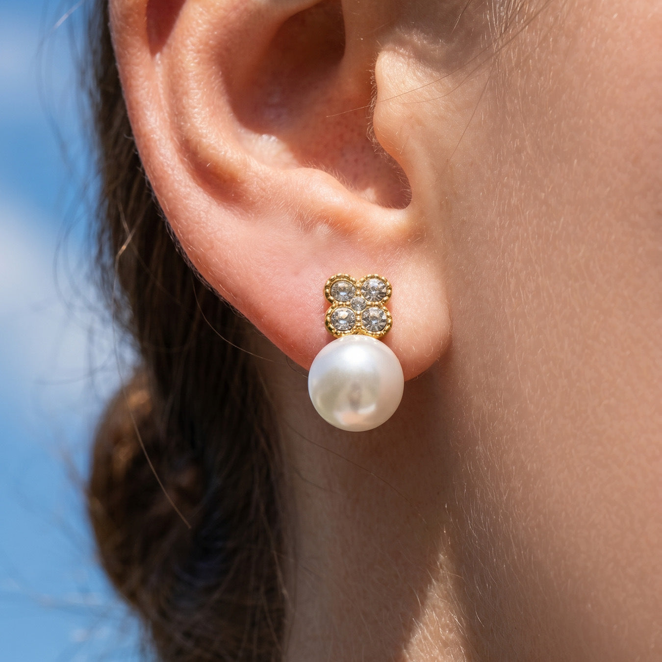 316L Stainless Steel 18K Gold PVD Clover Pearl Zircon Earrings - Gold Clover Pearl Zircon Earrings Wholesale Stainless Steel Jewelry - Sensitive Skin Friendly - Detail 13