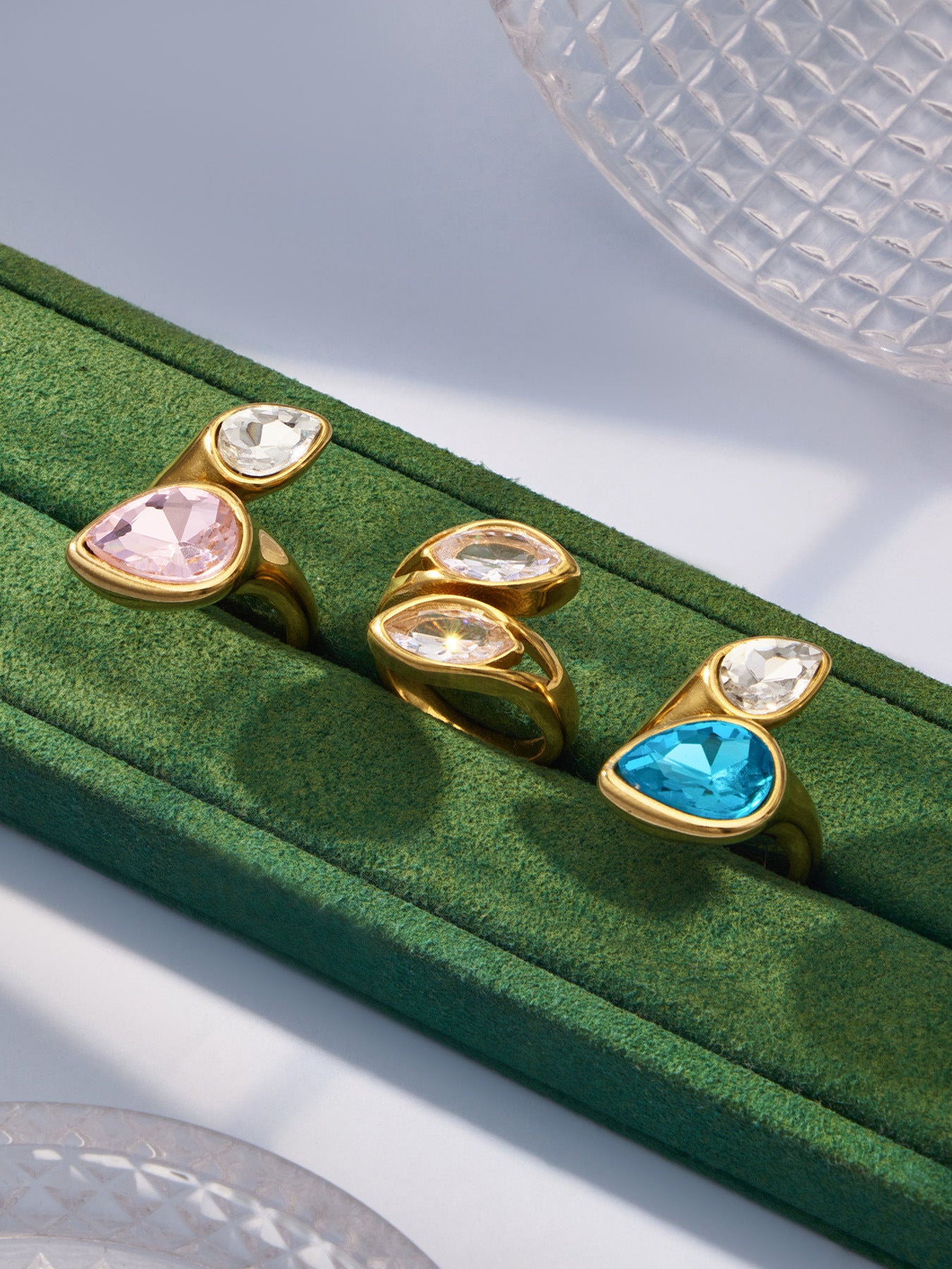 316L Stainless Steel 18K Gold PVD Colored Glass Stone Ring - Colored Glass Stone, Gold Band, Minimalist, Zircon Accent Wholesale Stainless Steel Jewelry - Sensitive Skin Friendly - Detail 3