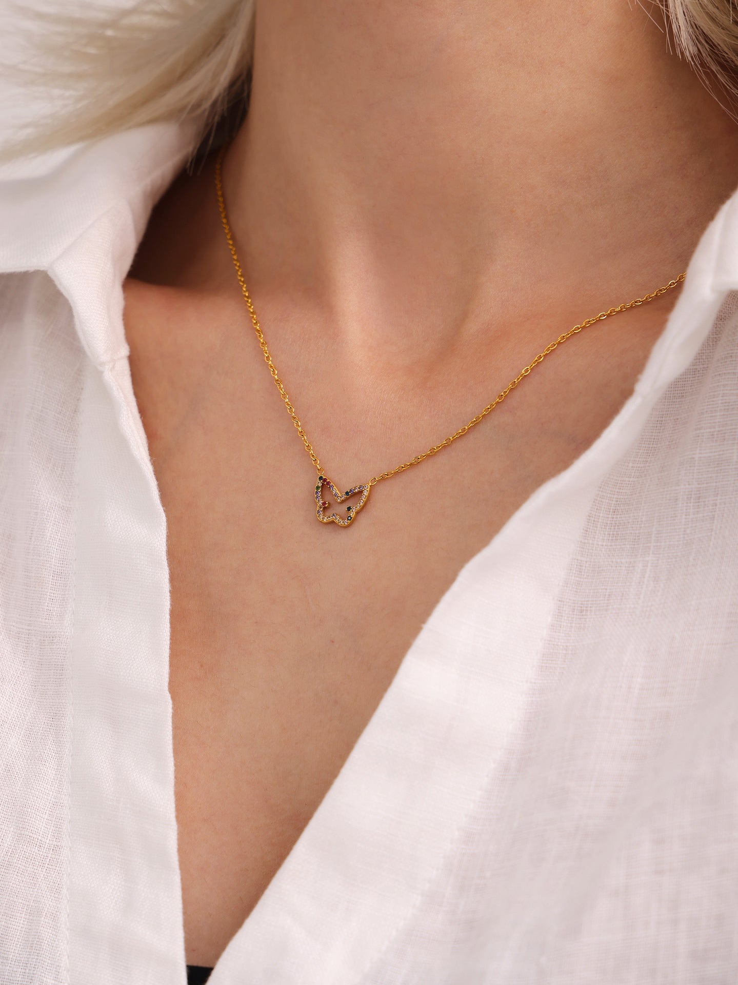 316L Stainless Steel 18K Gold PVD Colorful Zircon Butterfly Necklace - Colorful Zircon, Butterfly Pendant, Delicate Necklace, Minimalist Wholesale Stainless Steel Jewelry - Sensitive Skin Friendly - Detail 3