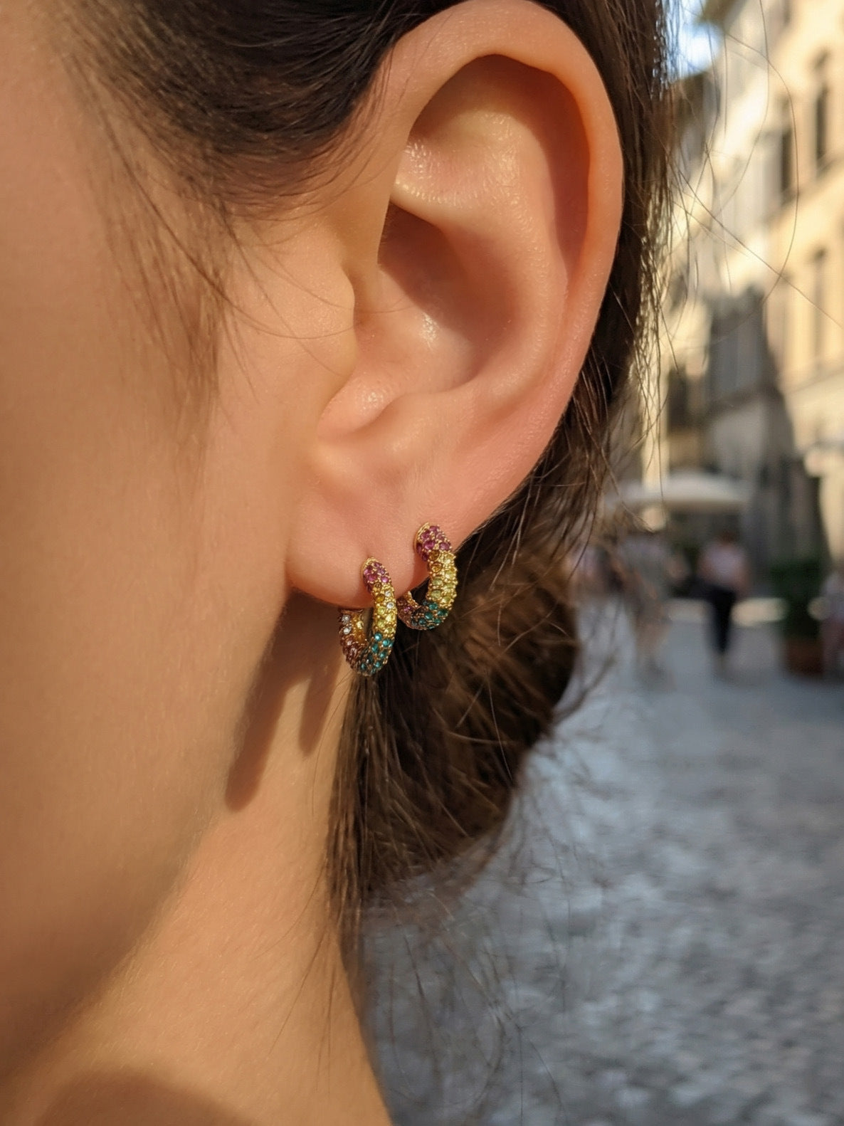 316L Stainless Steel 18K Gold PVD Colorful Zircon Rainbow Contrast Hoop Earrings - Colorful Zircon, Rainbow Contrast, Hoop Earrings, Gold PVD, Niche Design Wholesale Stainless Steel Jewelry - Sensitive Skin Friendly - Detail 14