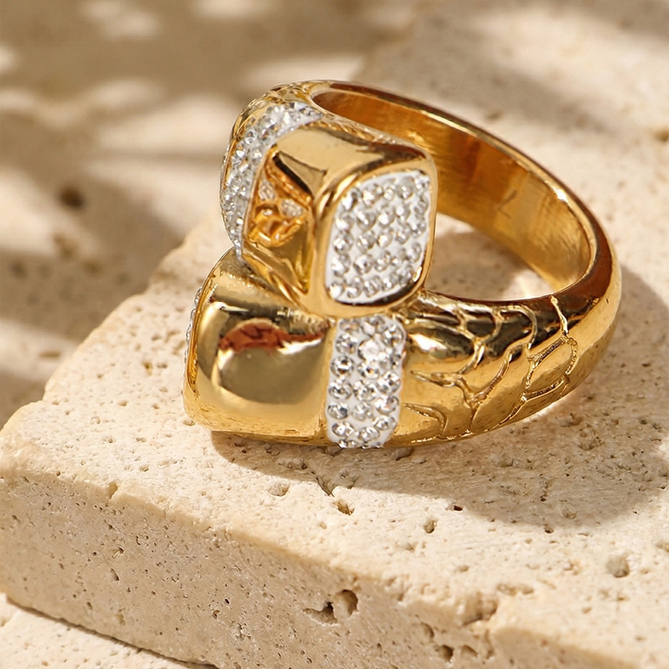 316L Stainless Steel 18K Gold PVD Cross Geometric Zircon Ring - Gold Zircon Cross Geometric Ring Minimalist Wholesale Stainless Steel Jewelry - Sensitive Skin Friendly - Detail 2