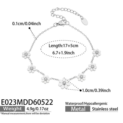 316L Stainless Steel 18K Gold PVD Daisy Bracelet - Daisy Design Elegant Bracelet Wholesale Stainless Steel Jewelry - Sensitive Skin Friendly - Detail 6