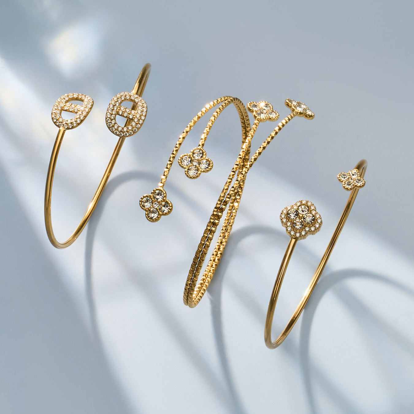 316L Stainless Steel 18K Gold PVD Delicate Crystal Flower Open Cuff Bangle - Crystal Flower, Open Cuff, Delicate, Modern Wholesale Stainless Steel Jewelry - Sensitive Skin Friendly - Detail 9