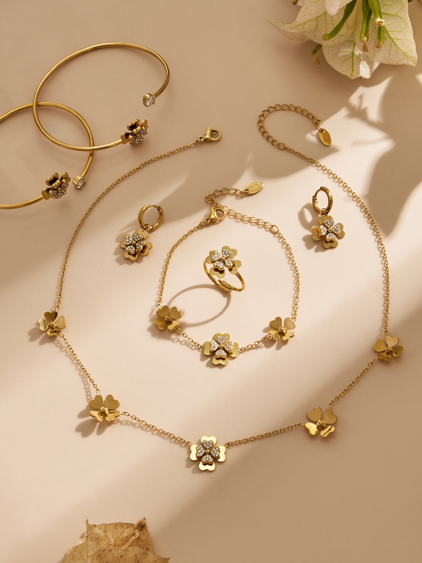 316L Stainless Steel 18K Gold PVD Double Heart Zircon Flower Jewelry Set - Double Heart Zircon Flower Chic Gold Jewelry Set Wholesale Stainless Steel Jewelry - Sensitive Skin Friendly - Detail 4