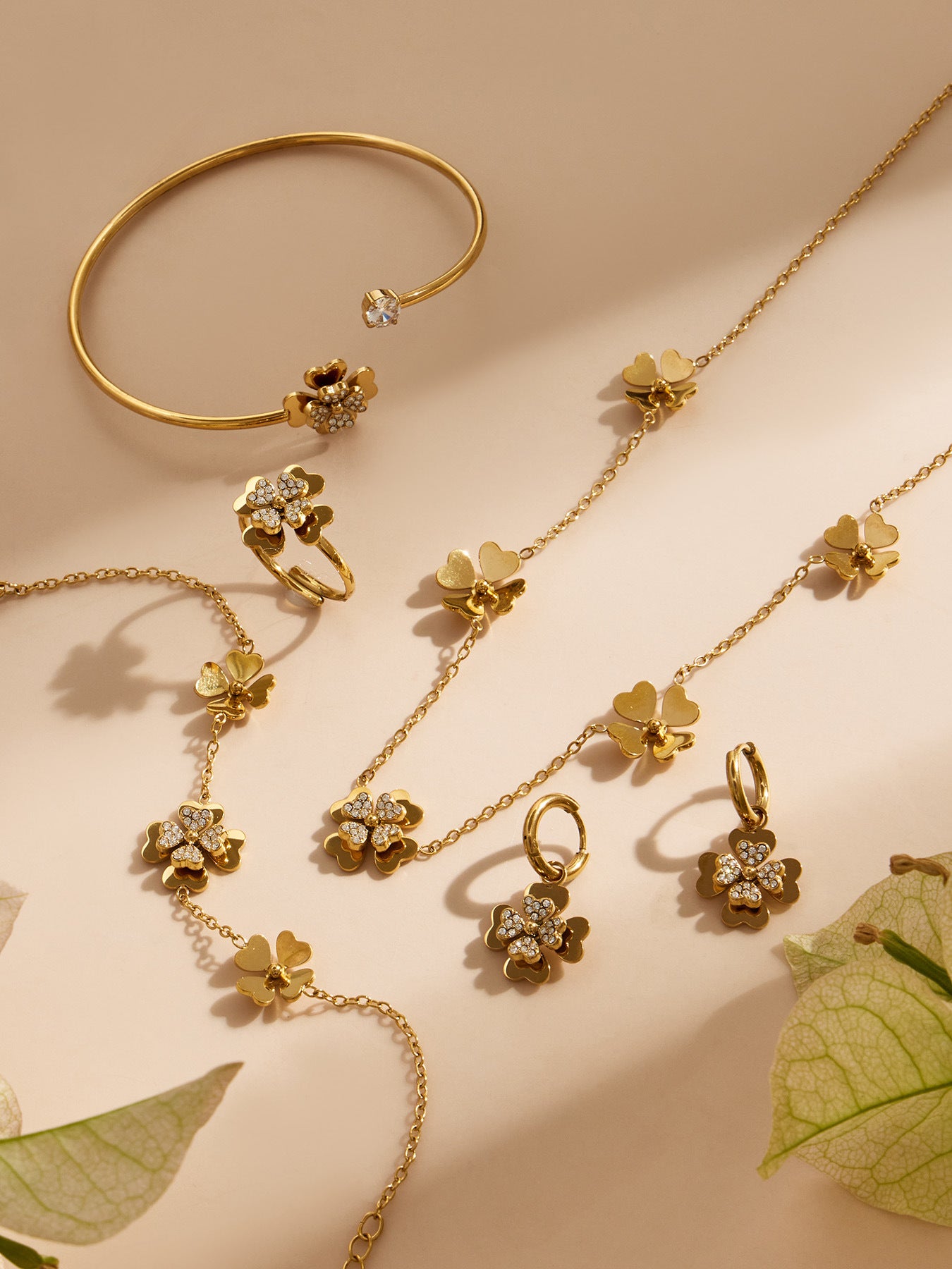 316L Stainless Steel 18K Gold PVD Double Heart Zircon Flower Jewelry Set - Double Heart Zircon Flower Chic Gold Jewelry Set Wholesale Stainless Steel Jewelry - Sensitive Skin Friendly - Detail 9