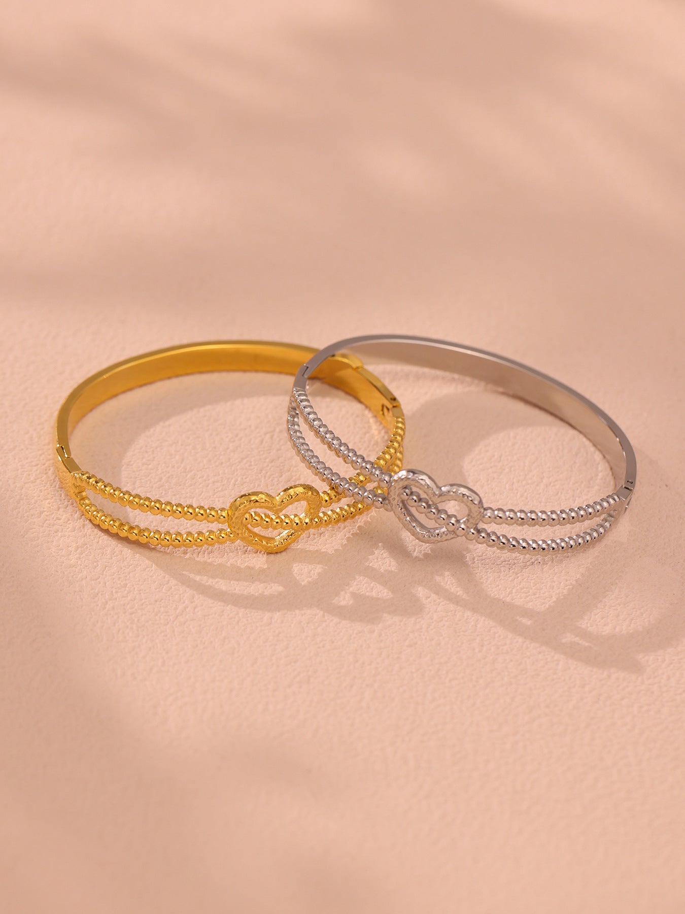 316L Stainless Steel 18K Gold PVD Double-Line Heart Beaded Clasp Bangle - Double-Line Heart Beaded Bangle Wholesale Stainless Steel Jewelry - Sensitive Skin Friendly - Detail 15