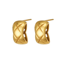 316L Stainless Steel 18K Gold PVD Elegant Diamond Pattern Earrings - Elegant Diamond Pattern, Gold Plating Wholesale Stainless Steel Jewelry - Sensitive Skin Friendly - Detail 12