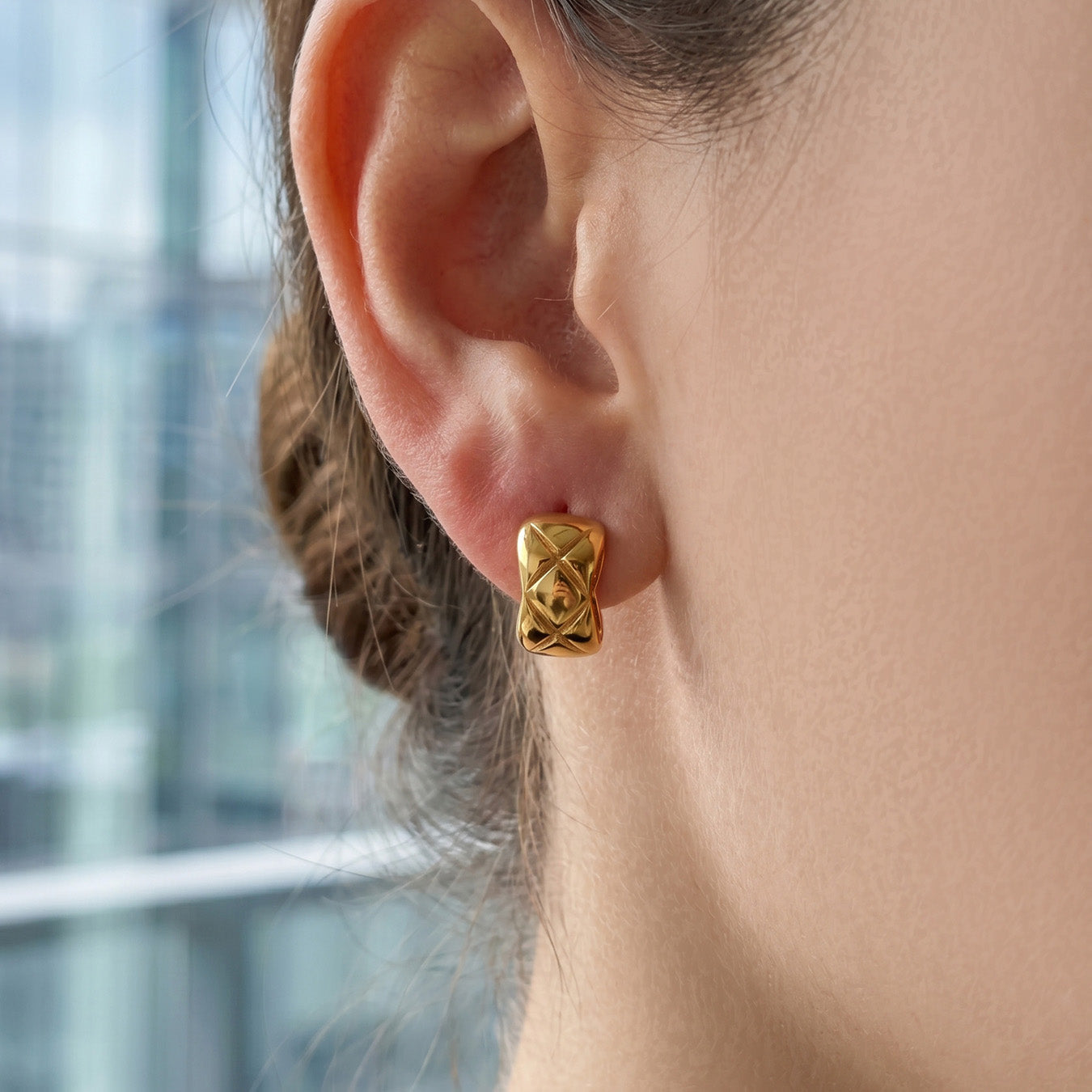 316L Stainless Steel 18K Gold PVD Elegant Diamond Pattern Earrings - Elegant Diamond Pattern, Gold Plating Wholesale Stainless Steel Jewelry - Sensitive Skin Friendly - Detail 7