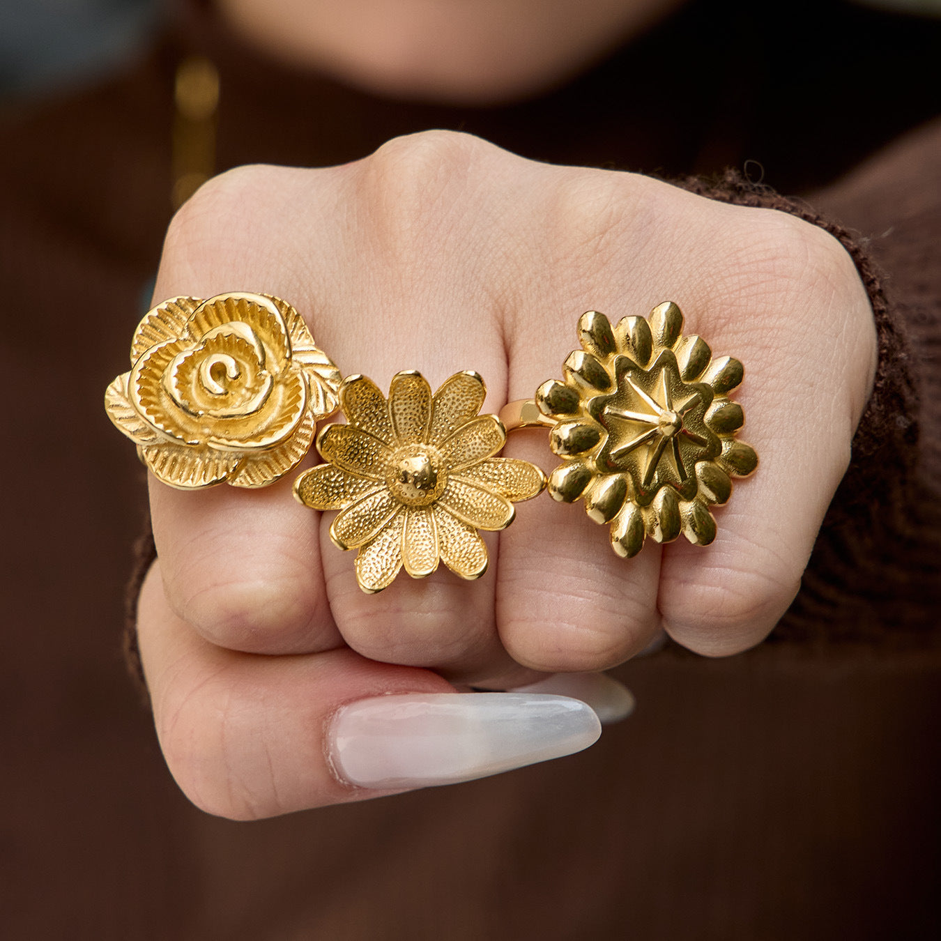 316L Stainless Steel 18K Gold PVD Elegant Floral Open Ring - Elegant Floral Ring, Open Ring, Rose Daisy Sunflower, Gold Ring Wholesale Stainless Steel Jewelry - Sensitive Skin Friendly - Detail 16