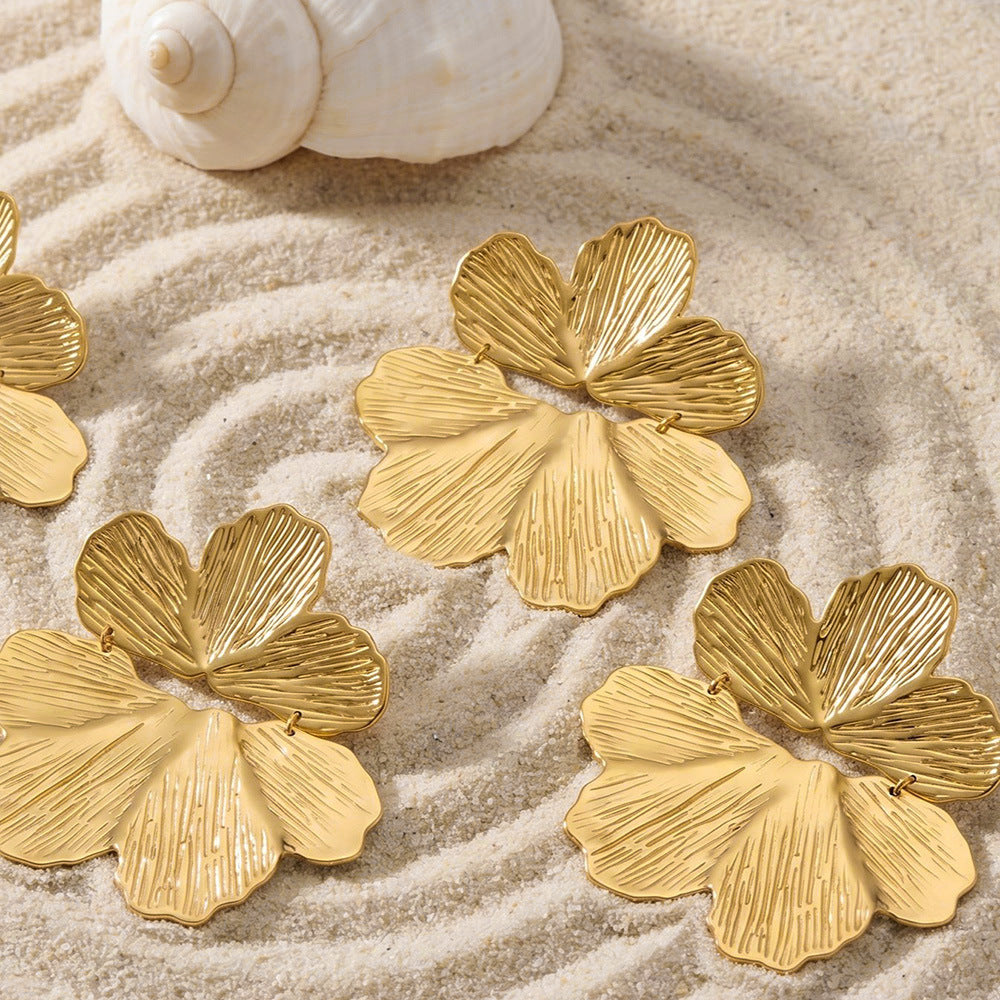 316L Stainless Steel 18K Gold PVD Exaggerated Floral Earrings - Exaggerated Floral Bold Modern Wholesale Stainless Steel Jewelry - Sensitive Skin Friendly - Detail 9